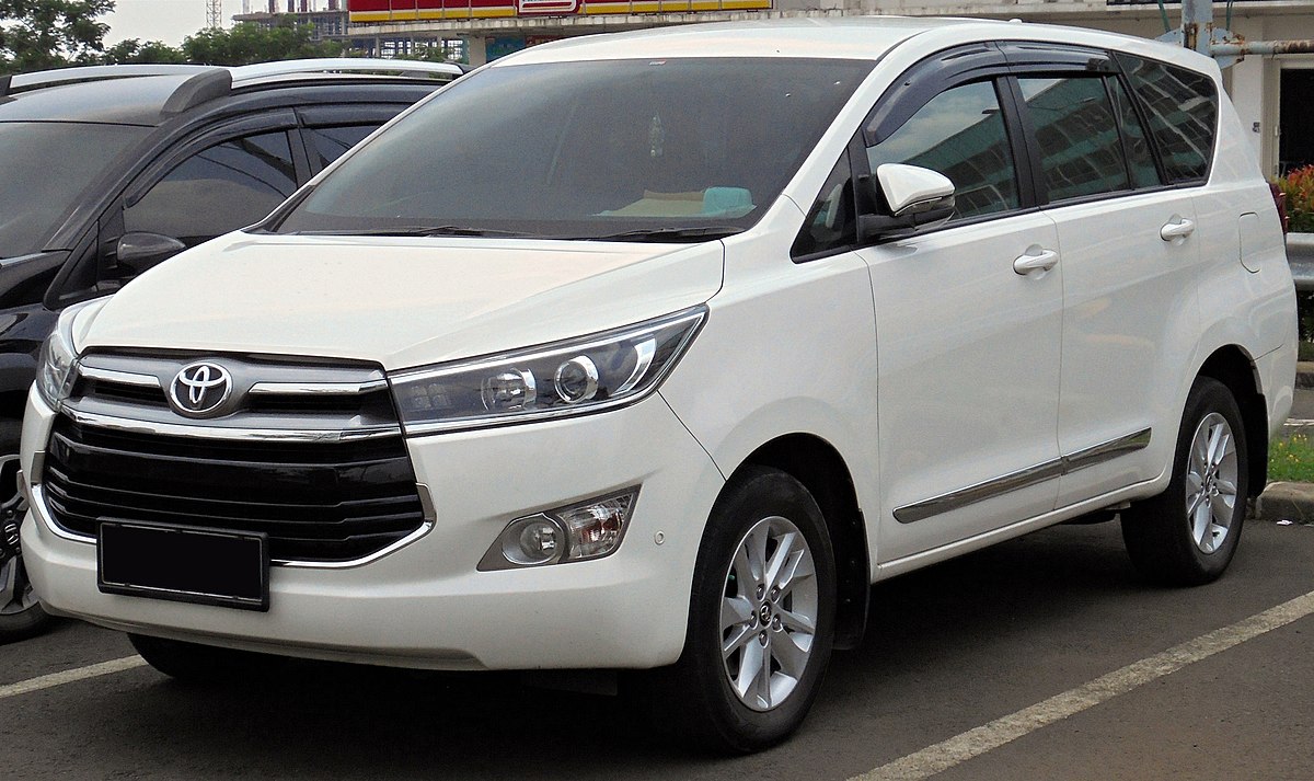 Cho thuê xe tự lái 7 chỗ Toyota Innova Cho thuê xe tự lái 7 chỗ Toyota Innova