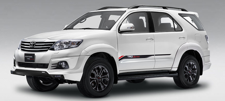 Cho thuê xe tháng 7 chỗ Toyota Fortuner