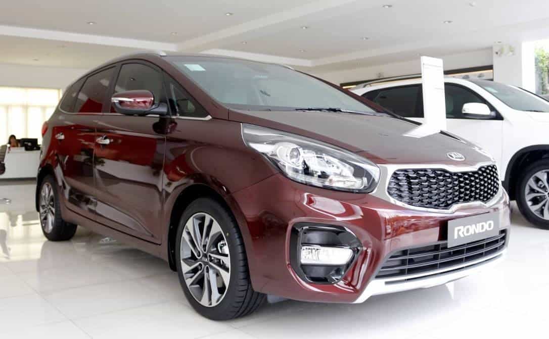 Cho thuê xe tự lái 7 chỗ Kia Rondo Cho thuê xe tự lái 7 chỗ Kia Rondo